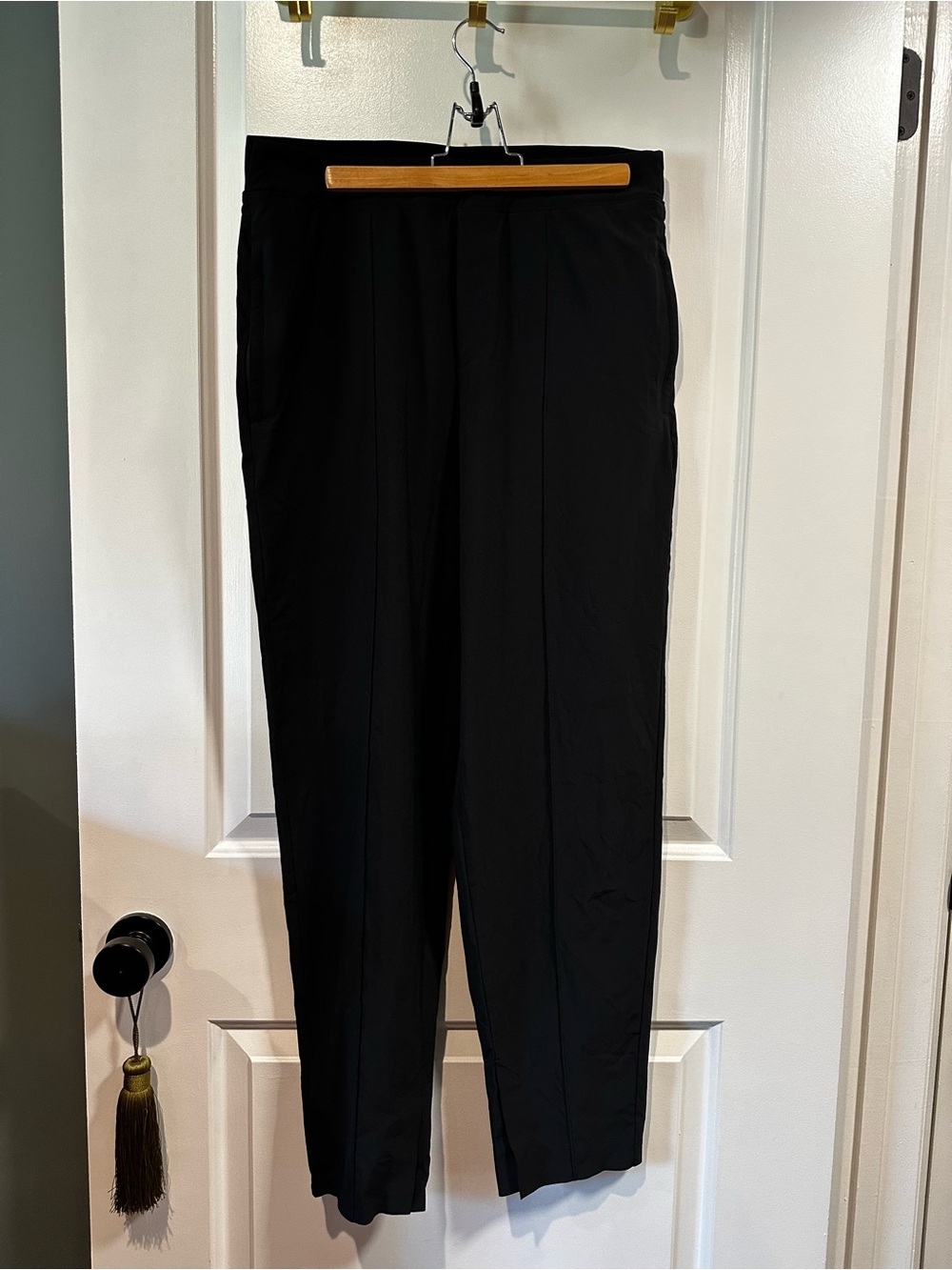 Athleta Ankle Pant - 10